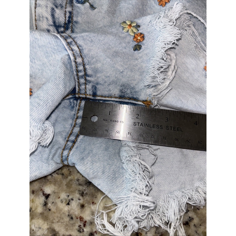 Cotton On Women's High Mom Denim Shorts size 12. Embroidered flowers, distressed - Picture 9 of 10